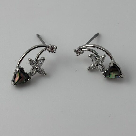Vintage Eaton Abalone Shell Heart and Flower Stud Earrings - Picture 3 of 6